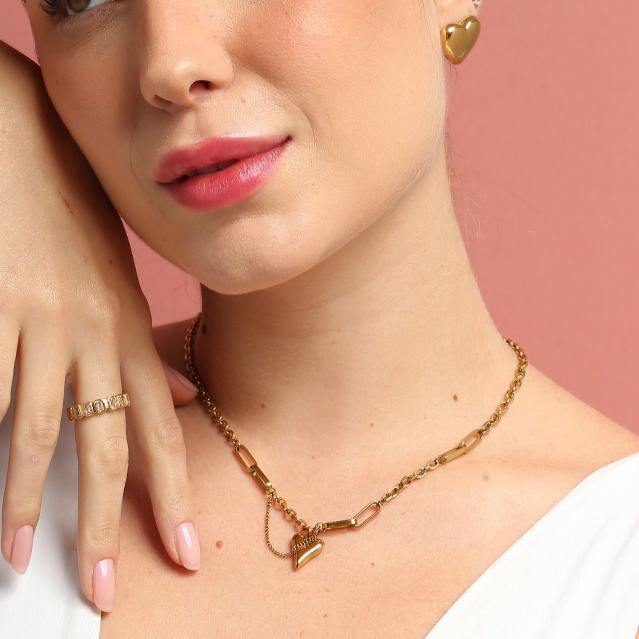 Agatha Necklace