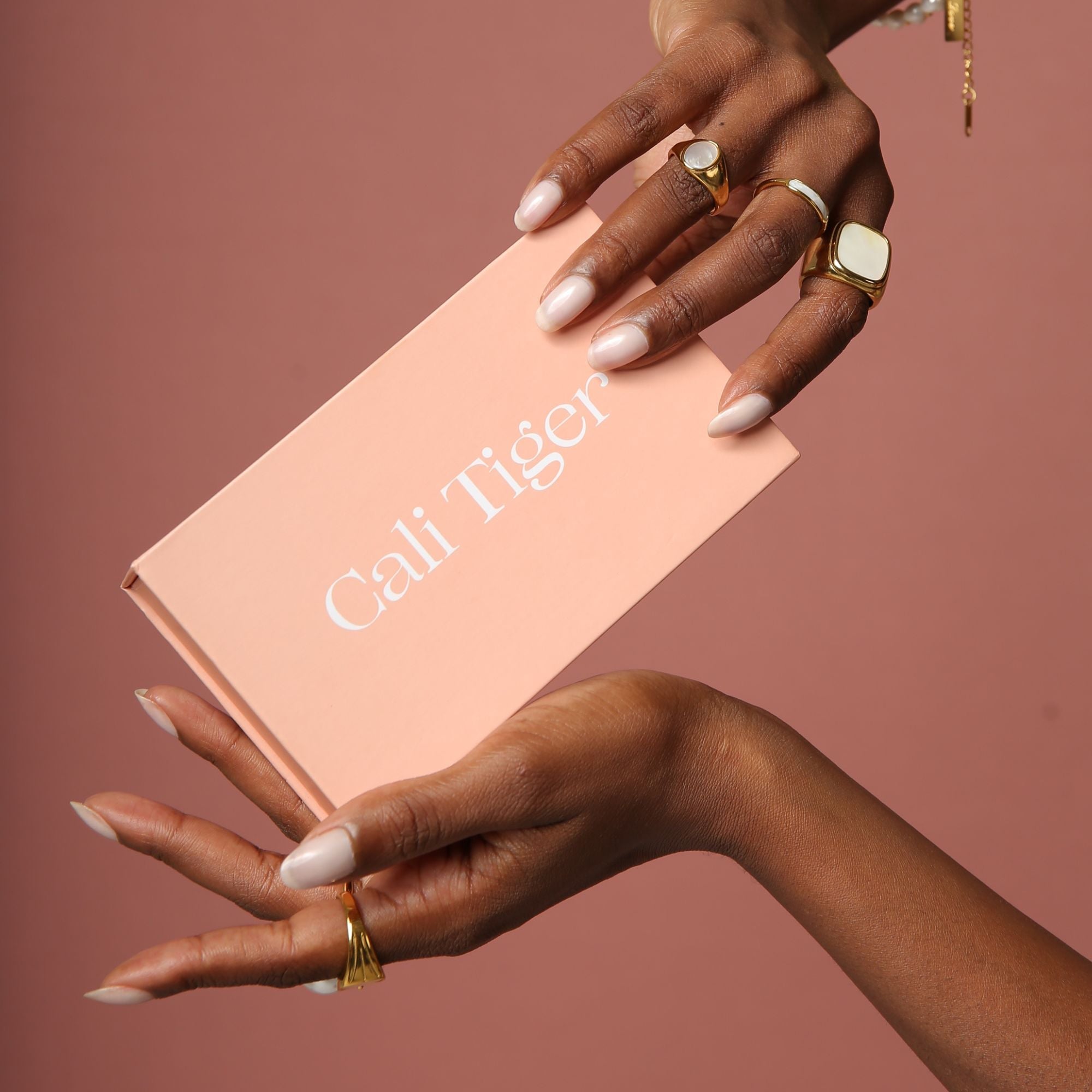 Cali Tiger Famous Gift Box. - Cali Tiger